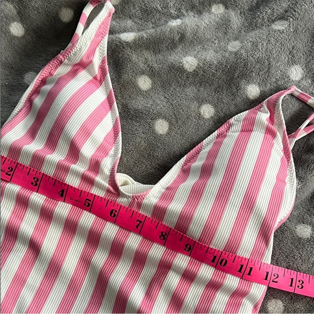 SHEIN | Women’s Size S Pink&White Striped Swimsuit - Picture 6 of 7